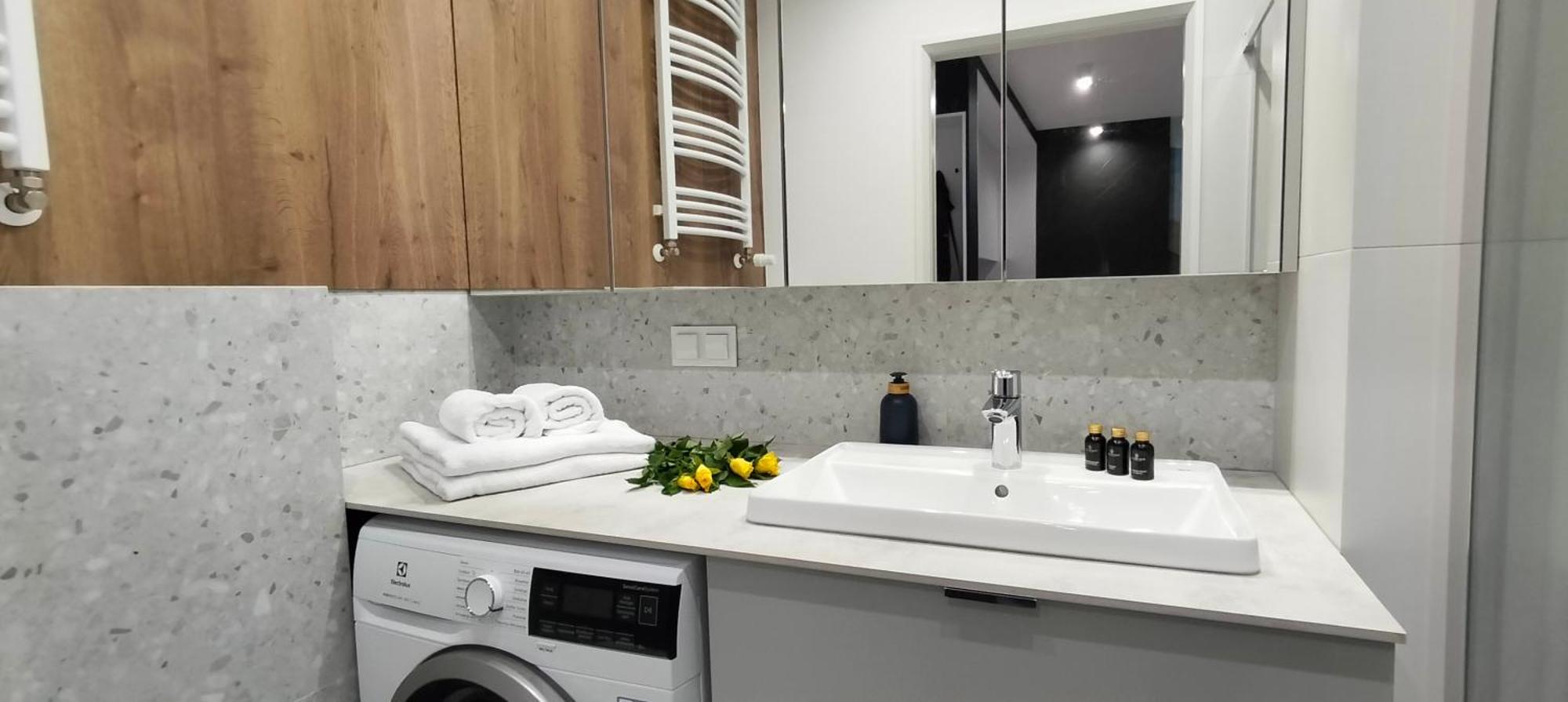 Cicha Przystan Apartamenty Whiteblue Sauna&Fitness&Parking Kolobrzeg Dış mekan fotoğraf
